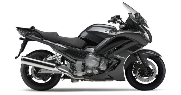 La Yamaha FJR1300 si rinnova per il 2016