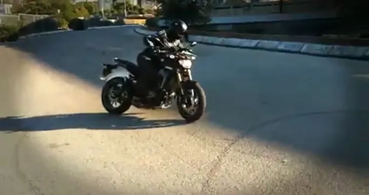 Yamaha MT09 Live Test in Spalato 2013