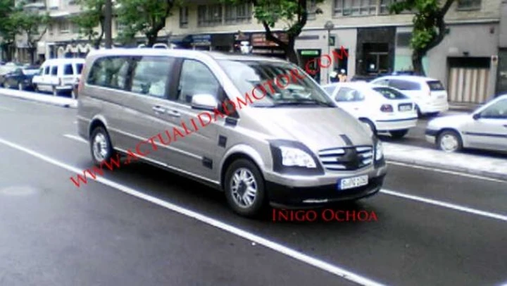 Mercedes Viano: prime foto spia del restyling