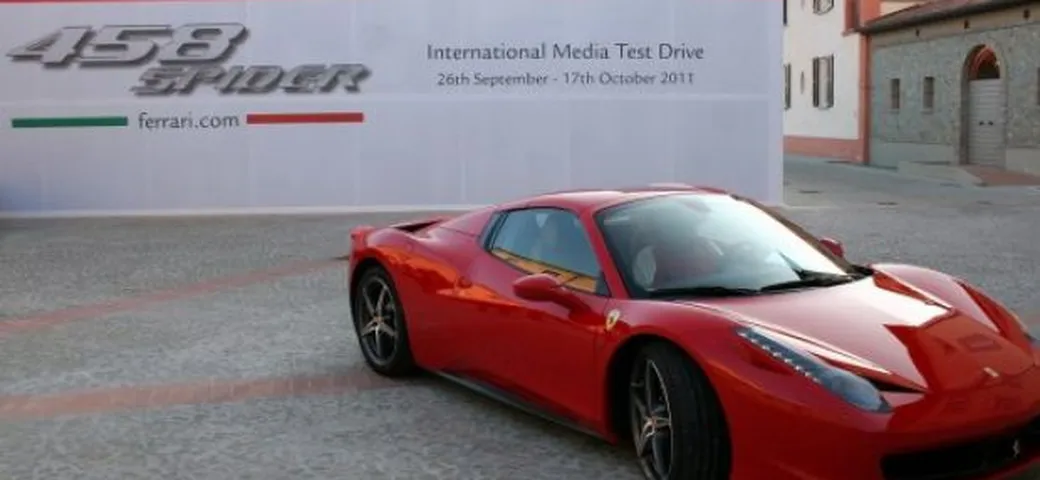 Ferrari 458 Spider: prima prova su strada