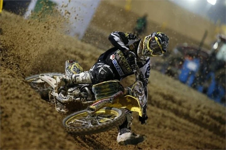 Motocross World Championship 2013, Round 1: Desalle vince la prima gara del mondiale davanti Cairoli e Paulin.