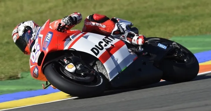 MotoGP 2015, Ducati “super” con sei piloti in pista. Dovizioso e Iannone le “punte di diamante”
