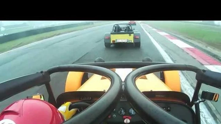 Caterham: numeri in pista a Varano con Superlight e R300