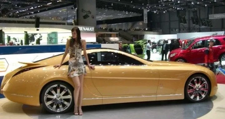 Stola propone a Ginevra l'auto "fai da te"...
