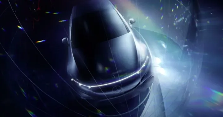 Mercedes EQS 2021: arriverà ad aprile