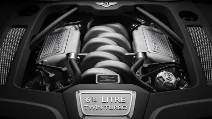 Bentley Mulsanne: no ad ibrido, gasolio e trazione integrale