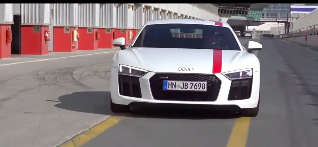 Audi R8 W10