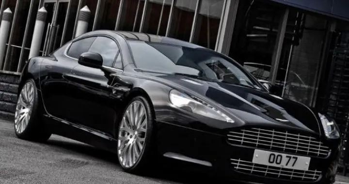 Aston Martin Rapide by A. Kahn Design