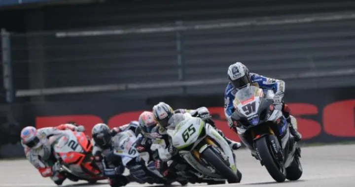 WSBK: Haslam aumenta il vantaggio in classifica su Biaggi, Rea bussa alle spalle del romano