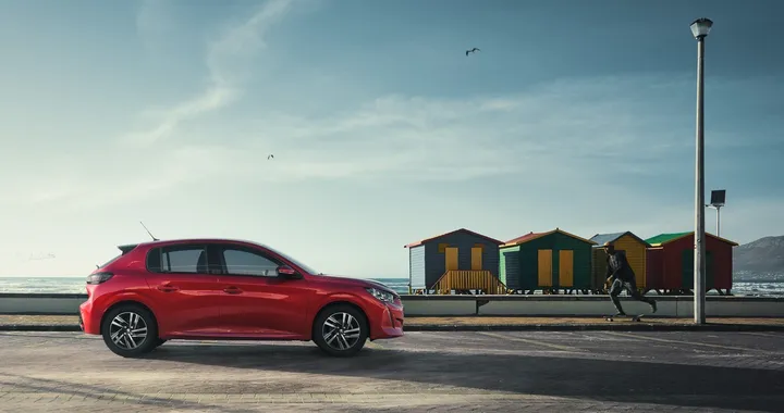 Peugeot 208 PureTech 75 Allure e Allure Pack: i nuovi allestimenti