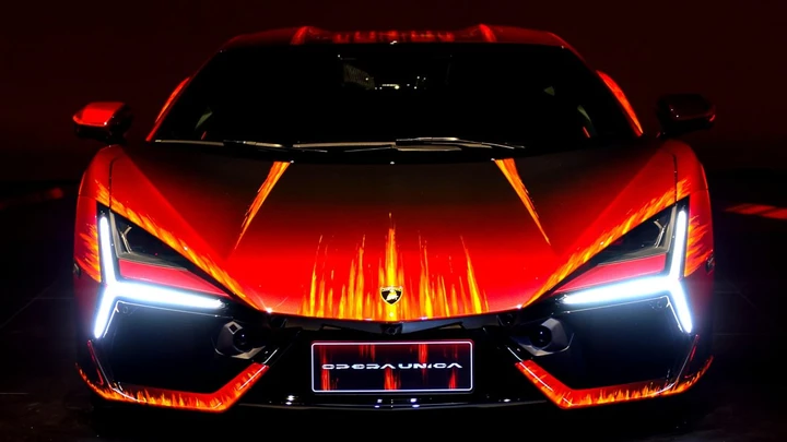 Lamborghini accusa un concessionario di vendere a gente di malaffare