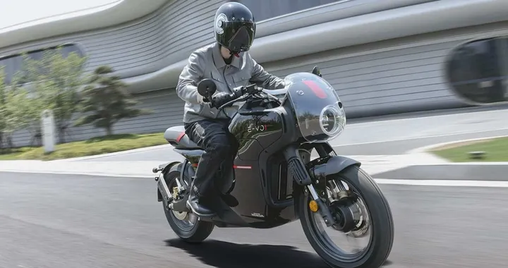 Wuyang Honda E-VO 2025: la rivoluzione elettrica a due ruote