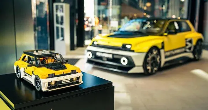 Renault 5 Turbo 3E LEGO, progetto da 1.200 pezzi verso la produzione