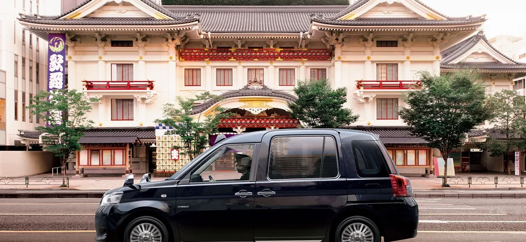 Toyota presenta i futuri Japan Taxi per le Olimpiadi di Tokyo 2020
