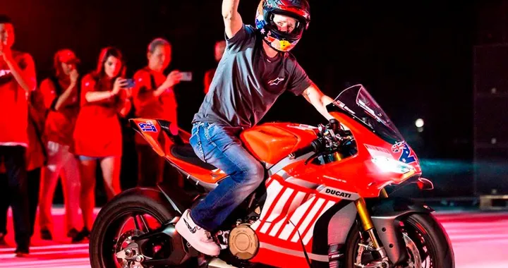 Stoner boccia la MotoGP moderna e critica l’addio a Phillip Island