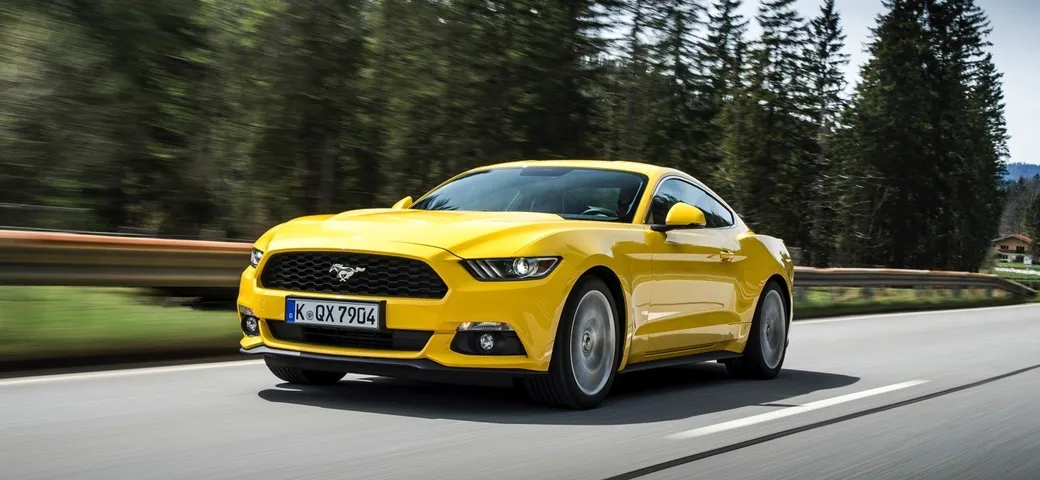 Ford Mustang: listino prezzi aggiornato