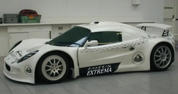 UK Garage presenta la Lotus Extrema