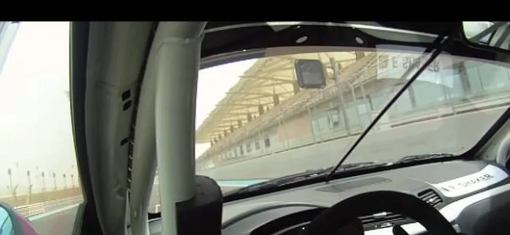 Maserati: la gamma 2012 provata sul circuito di Yas Marina