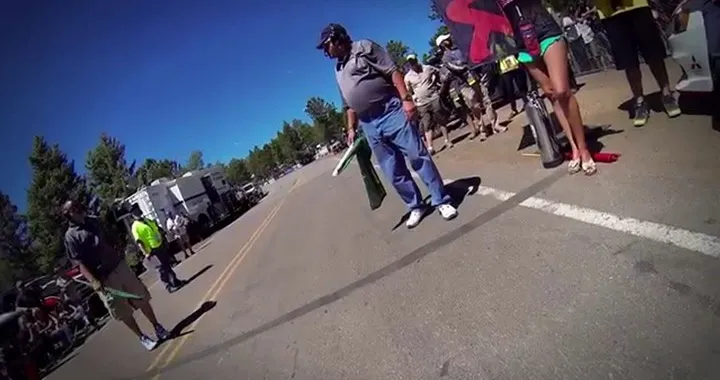 Kawasaki Ninja ZX-10R vs Pikes Peak