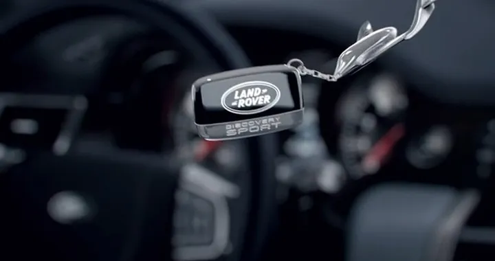 Land Rover Discovery Sport: video teaser degli interni