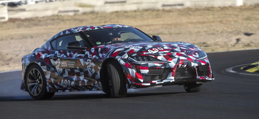 Toyota Supra: la melodia del motore [Video]
