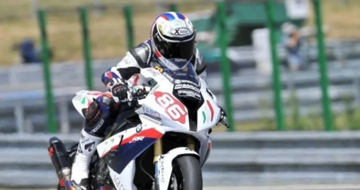 Superstock 1000: sesta vittoria consecutiva per Ayrton Badovini