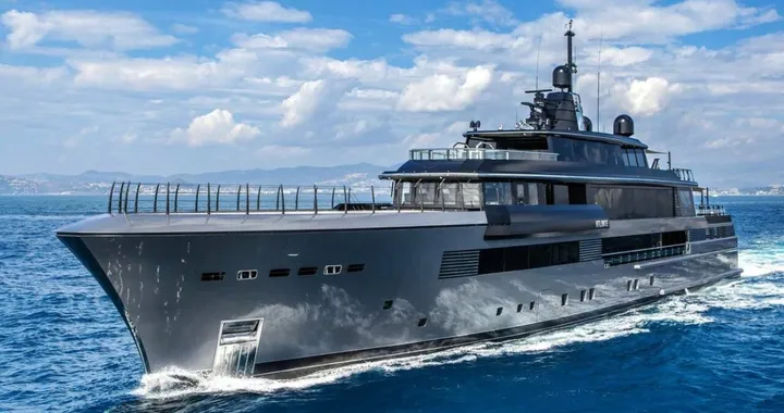 Lo yacht da 40 milioni arriva a Gallipoli: appartiene a un imprenditore italiano