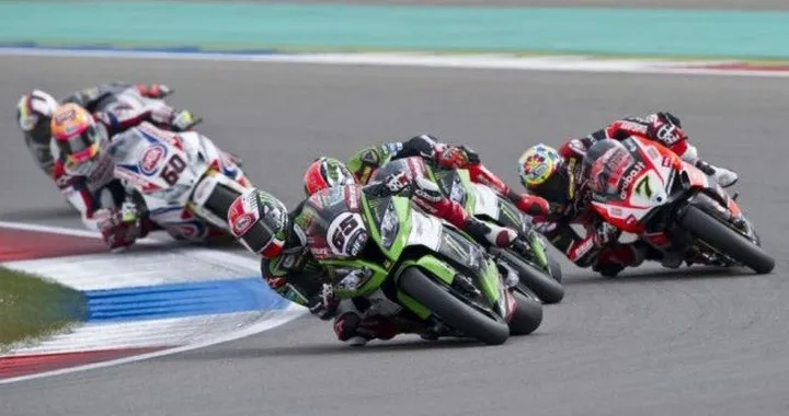 SBK Imola 2015: orari programmazione TV