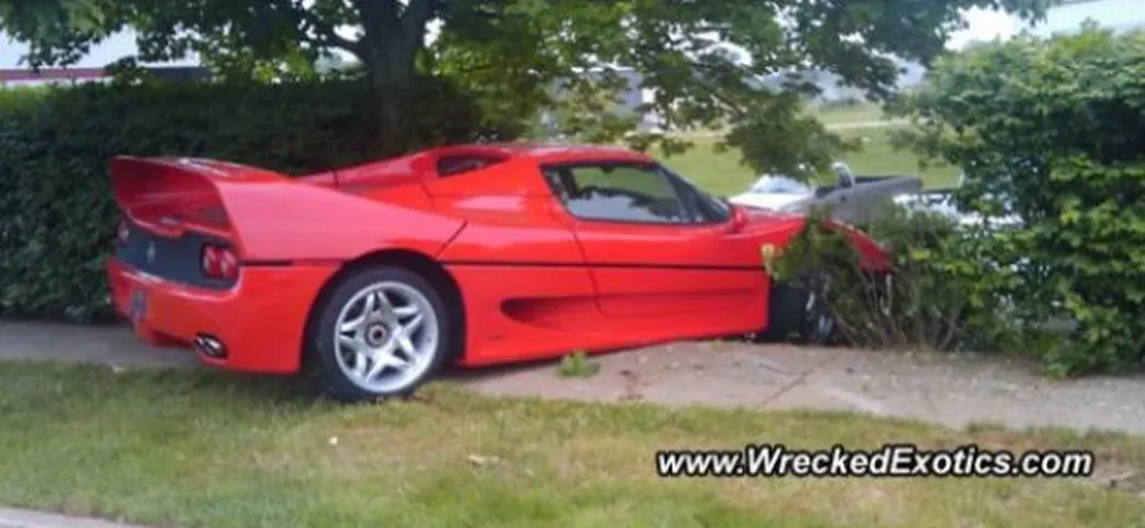 Ferrari: il dipartimento della Giustizia USA non rimborsa una F50 distrutta da un agente FBI