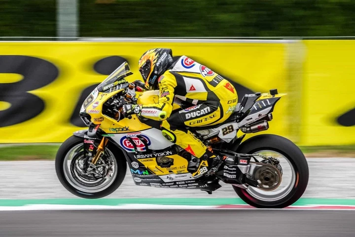 Andrea Iannone a piedi? No, Ducati ha un ruolo segreto per lui