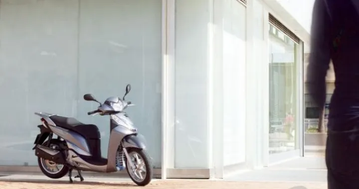 Honda SH300i 2011: il best seller si rinnova all'Eicma