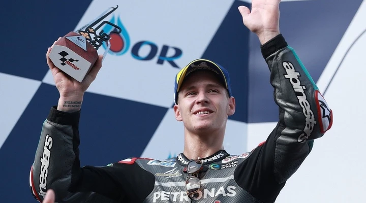 Quartararo 2° in Thailandia: 