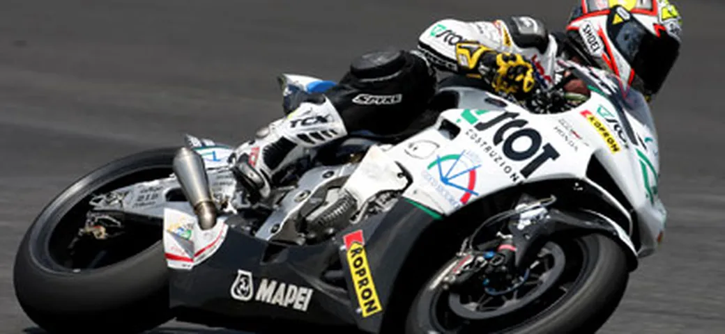 MotoGP: Andrea Dovizioso splendido quarto a Sepang
