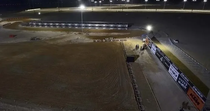 Motocross: a Losail, Qatar, si accendono i riflettori per il primo GP del Mondiale MX 2013