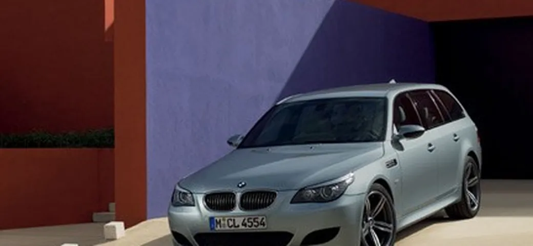 BMW M5 Touring, immagini ufficiali