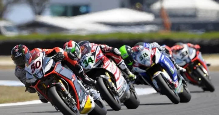 SBK, Aragon: tutti a caccia di Sylvain Guintoli