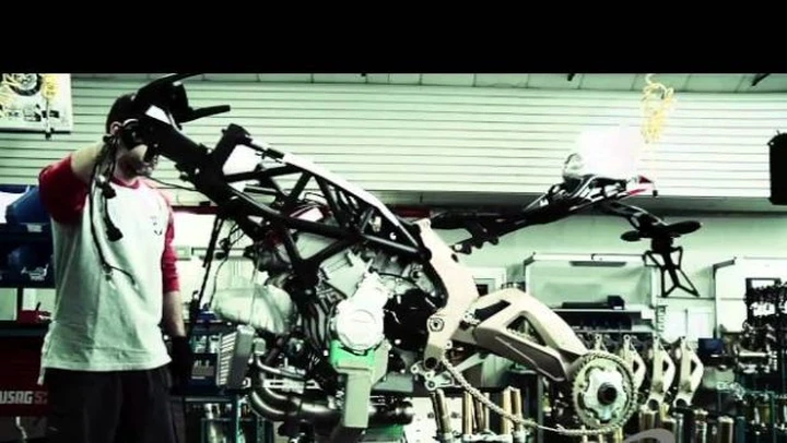 Inizia la produzione delle MV Agusta F3