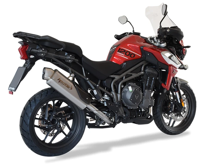 Triumph Tiger 1200: la tigre ruggisce con lo scarico HP Corse 4-Track