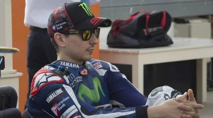 Yamaha: più tempo a Lorenzo per decidere