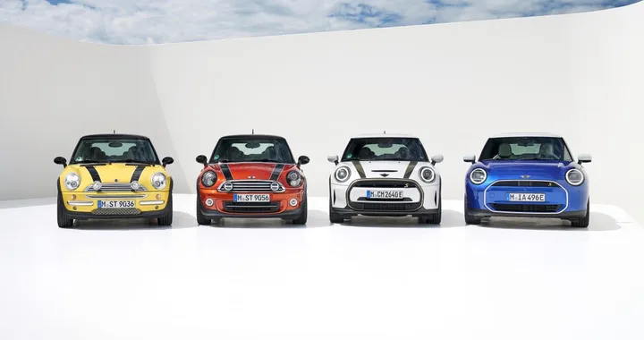MINI celebra 25 anni di design, il video racconta l'evoluzione di un'icona