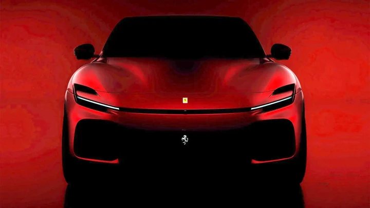 Ferrari Purosangue V12: confermato il motore aspirato