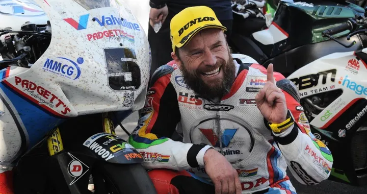 John McGuinness: Bruce Anstey al suo posto nel TT Zero