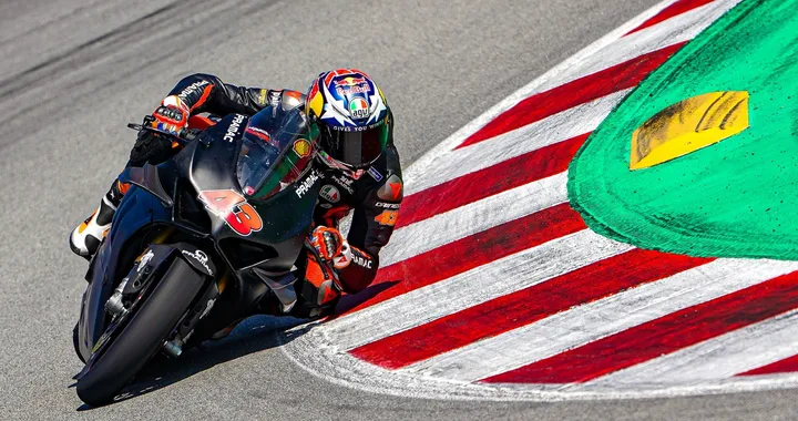 Jack Miller in pista a Barcellona con la Ducati Panigale V4