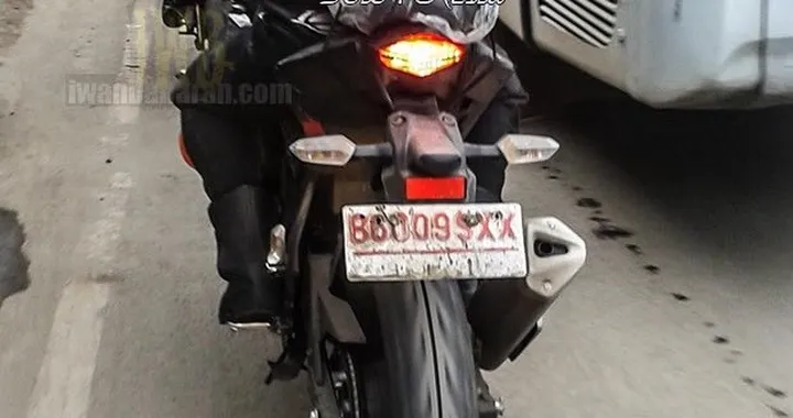 Kawasaki Ninja monocilindrica avvistata in Indonesia