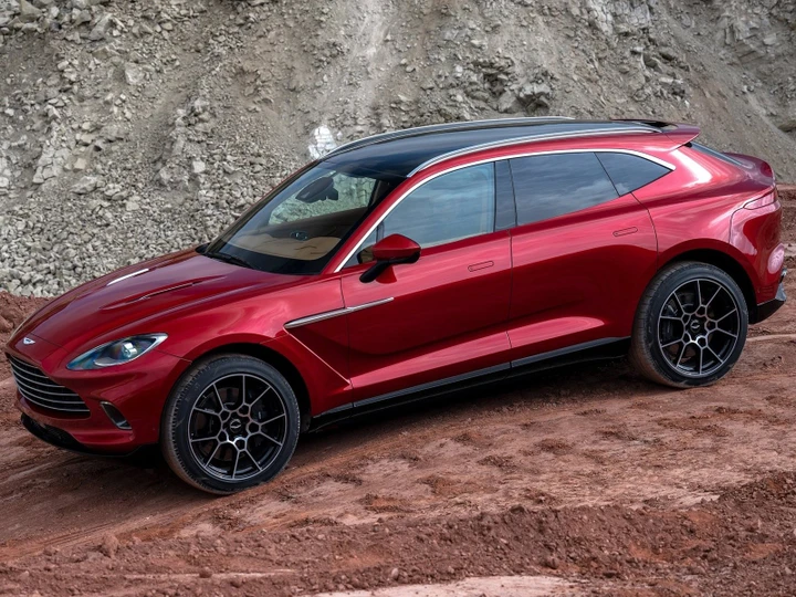 Aston Martin DBX: allo studio due ulteriori varianti?