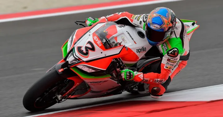 SBK Misano 2015: Max Biaggi stratosferico precede le Ducati nel Day-1 [Foto]