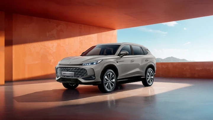 MG Motor registra a gennaio 4.240 vendite in Italia: boom del full-hybrid