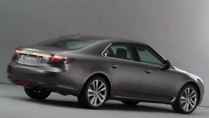 Nuova Saab 9-5: tutte le foto e i dati