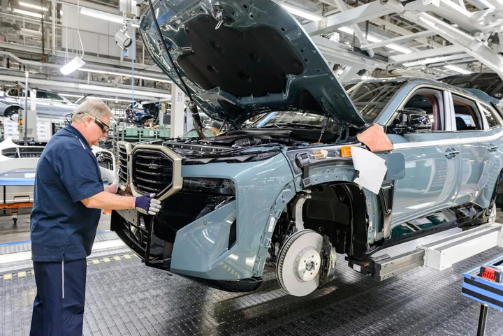 BMW utilizza l'intelligenza artificiale per ridurre i costi di produzione