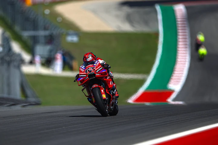 MotoGP Austin 2025: Francesco Bagnaia trionfa in Texas, Marc Marquez out